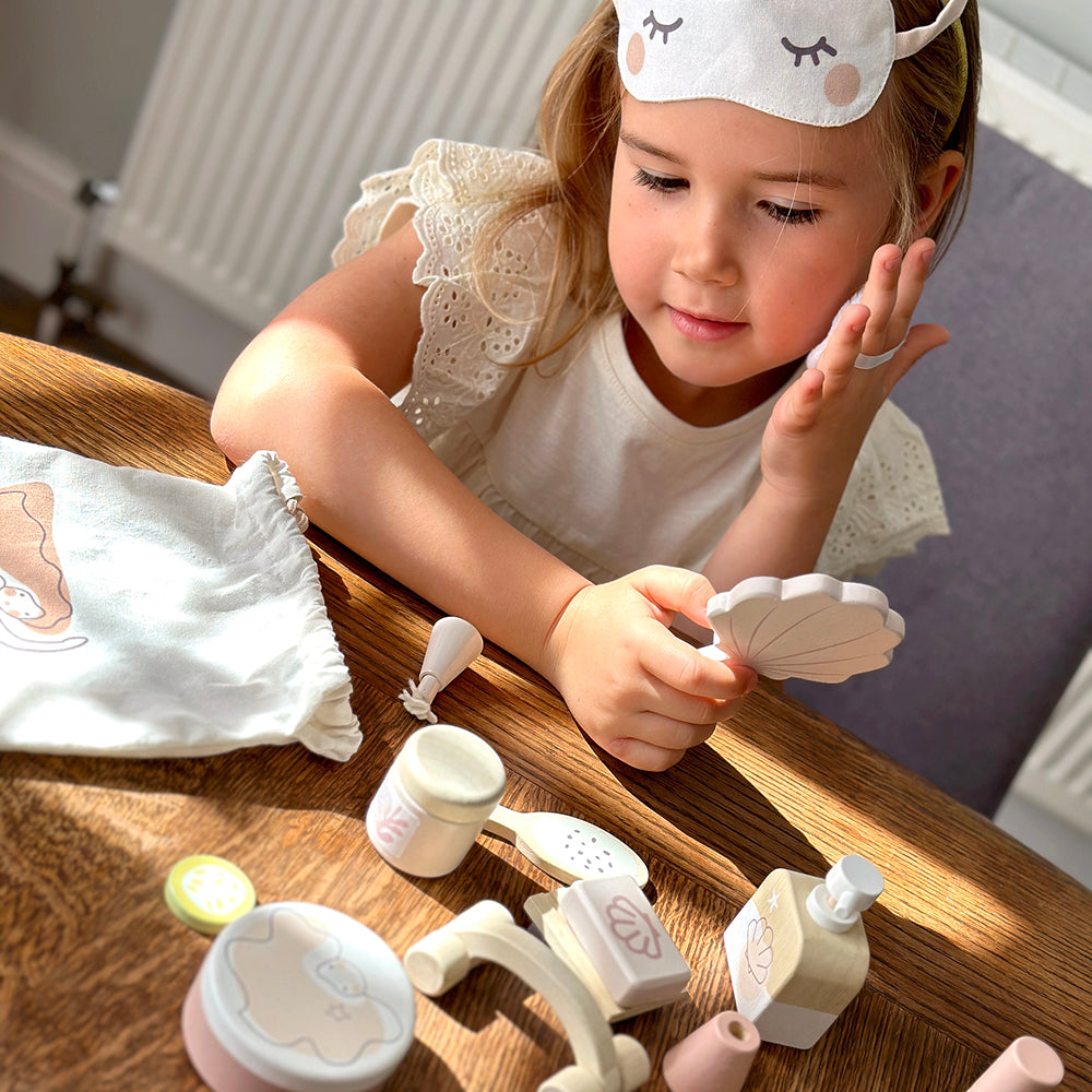 Tender Leaf Spa Retreat Set — Montessori wooden toy UK | KIDDYKIND