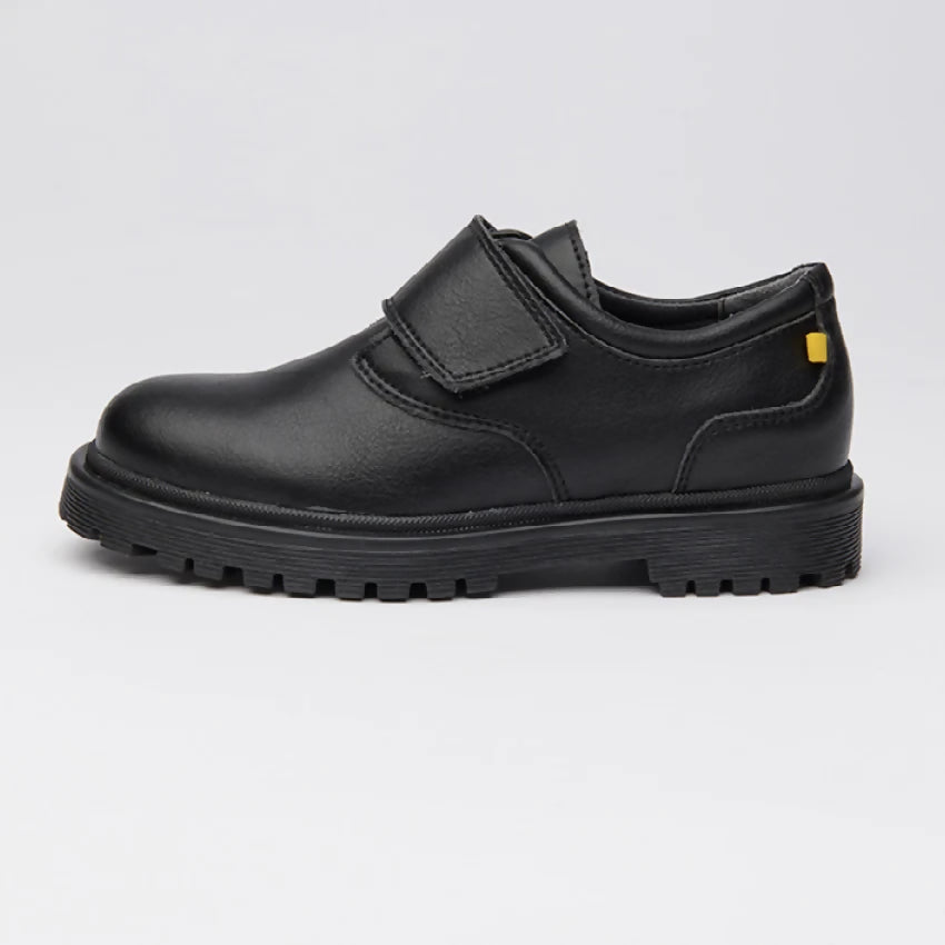 Grow sustainable kids shoes - ethical children's footwear UK | Kiddykind