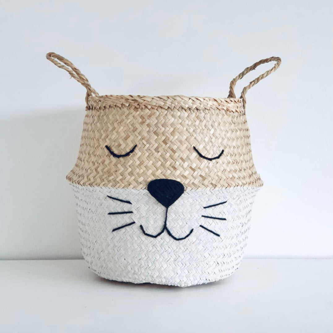 Handwoven seagrass cat whiskers storage basket with white base