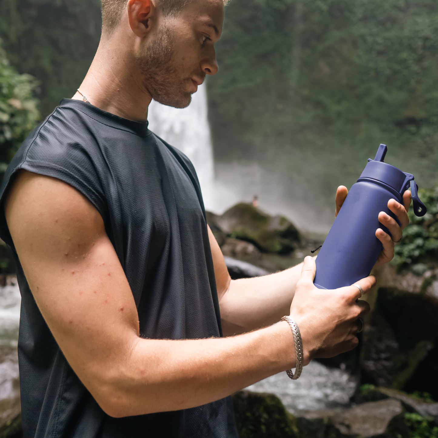 Eco kids bottle: Insulated Water Bottle 700ml Leakproof Straw Cap Stainless Steel BPA-Free | Prince Blue | BOTL | One Green Bottle UK