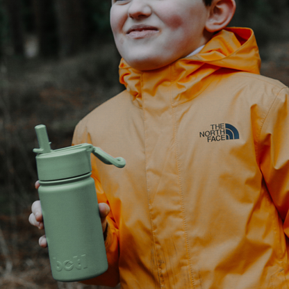 Sustainable kids bottle: 400ml Epic Green Flag stainless steel insulated bottle - botl | KIDDYKIND