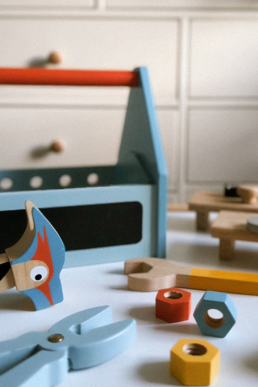 Sustainable Montessori toy: Tap Tap Tool Box | KIDDYKIND