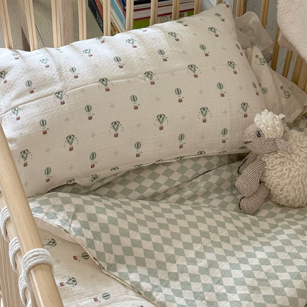 Organic Muslin Cot Bedding Set - Hot Air Balloons