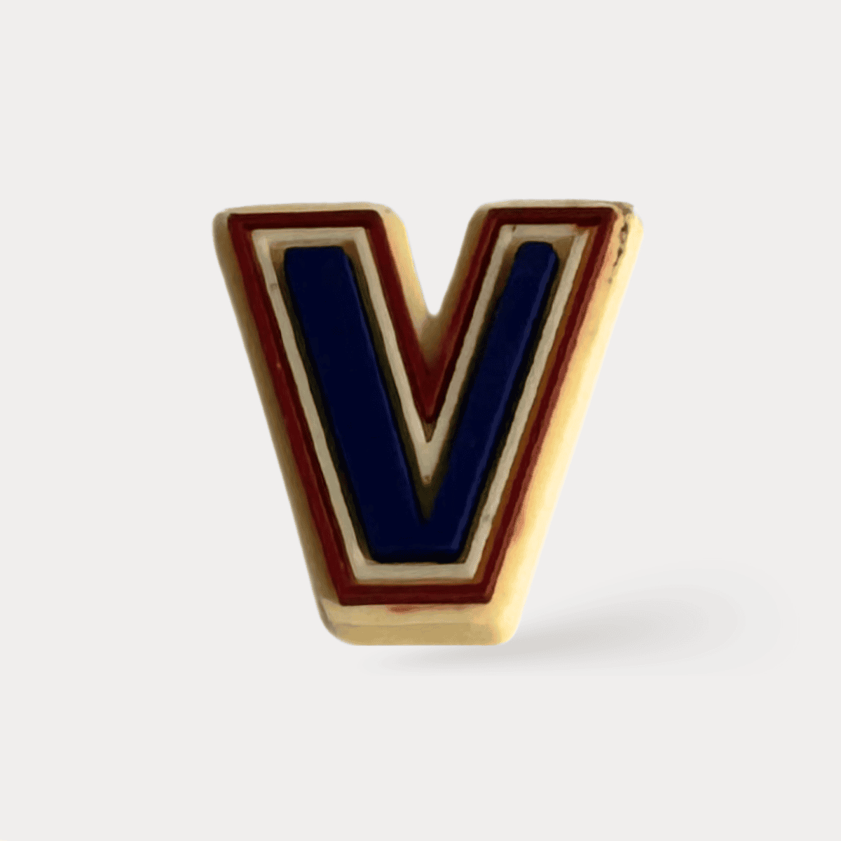 Sustainable kids bottle: Botl Bits Letter V | KIDDYKIND