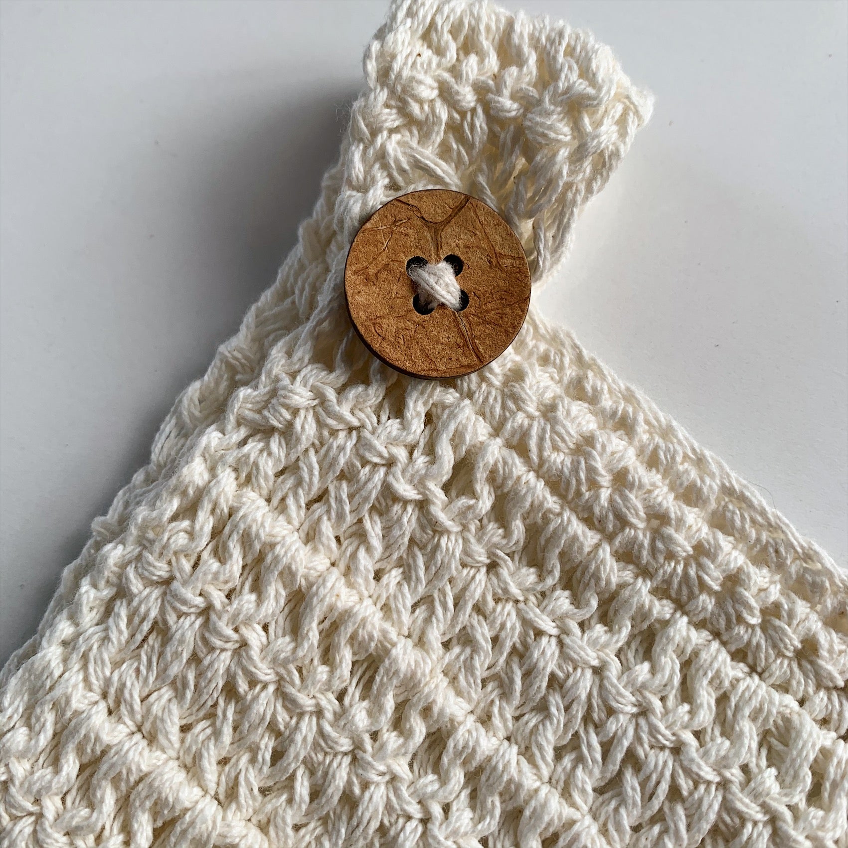 Organic baby romper. Gender Neutral. Natural baby. Organic baby. Organic baby clothing. Natural parenting.