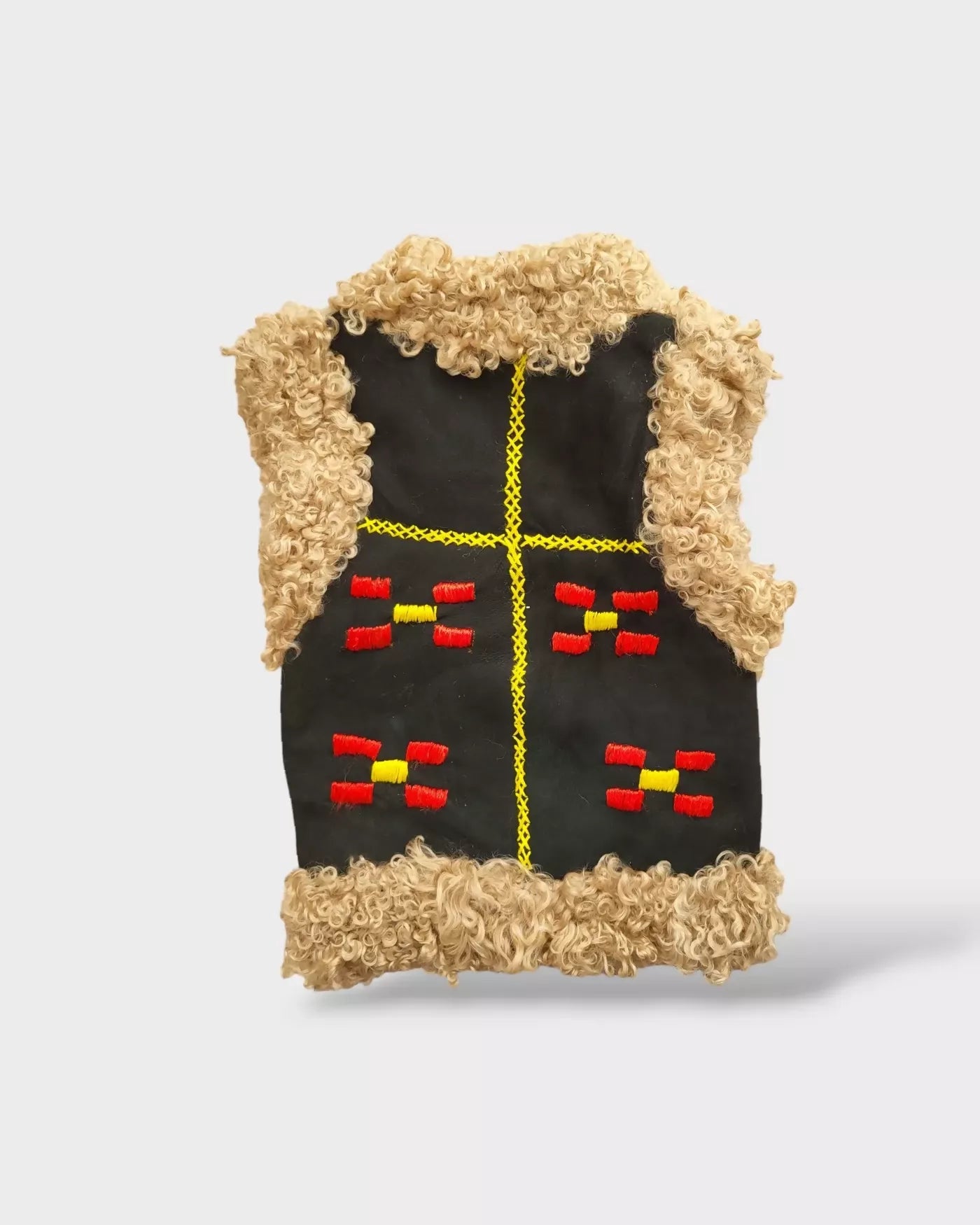 The best kids gillets from Aqls & nafs, ethical kids brands