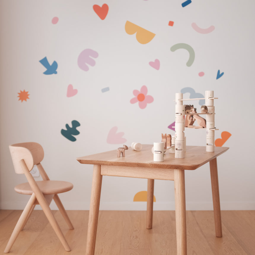 Curve Lab small desk in a child's room
