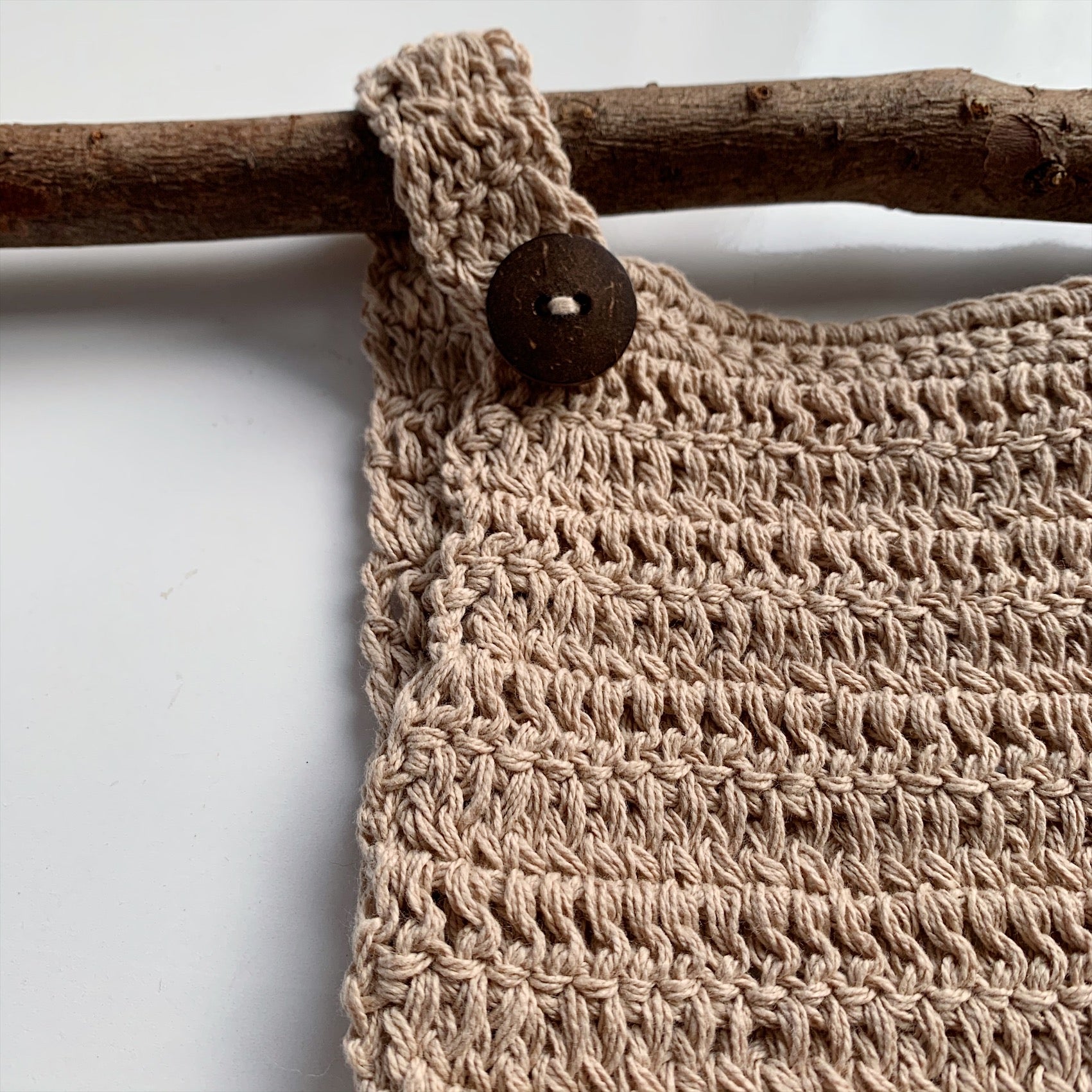 Organic baby romper. Gender Neutral. Natural baby. Organic baby. Organic baby clothing. Natural parenting.