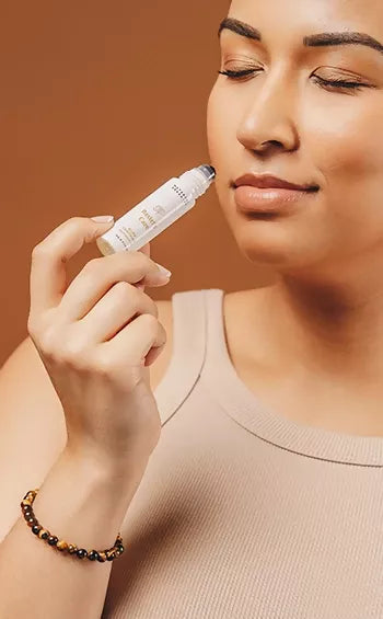 Bastet-Solar-Plexus-Chakra-Pulse-Point-Oil-How-To-Step-Two