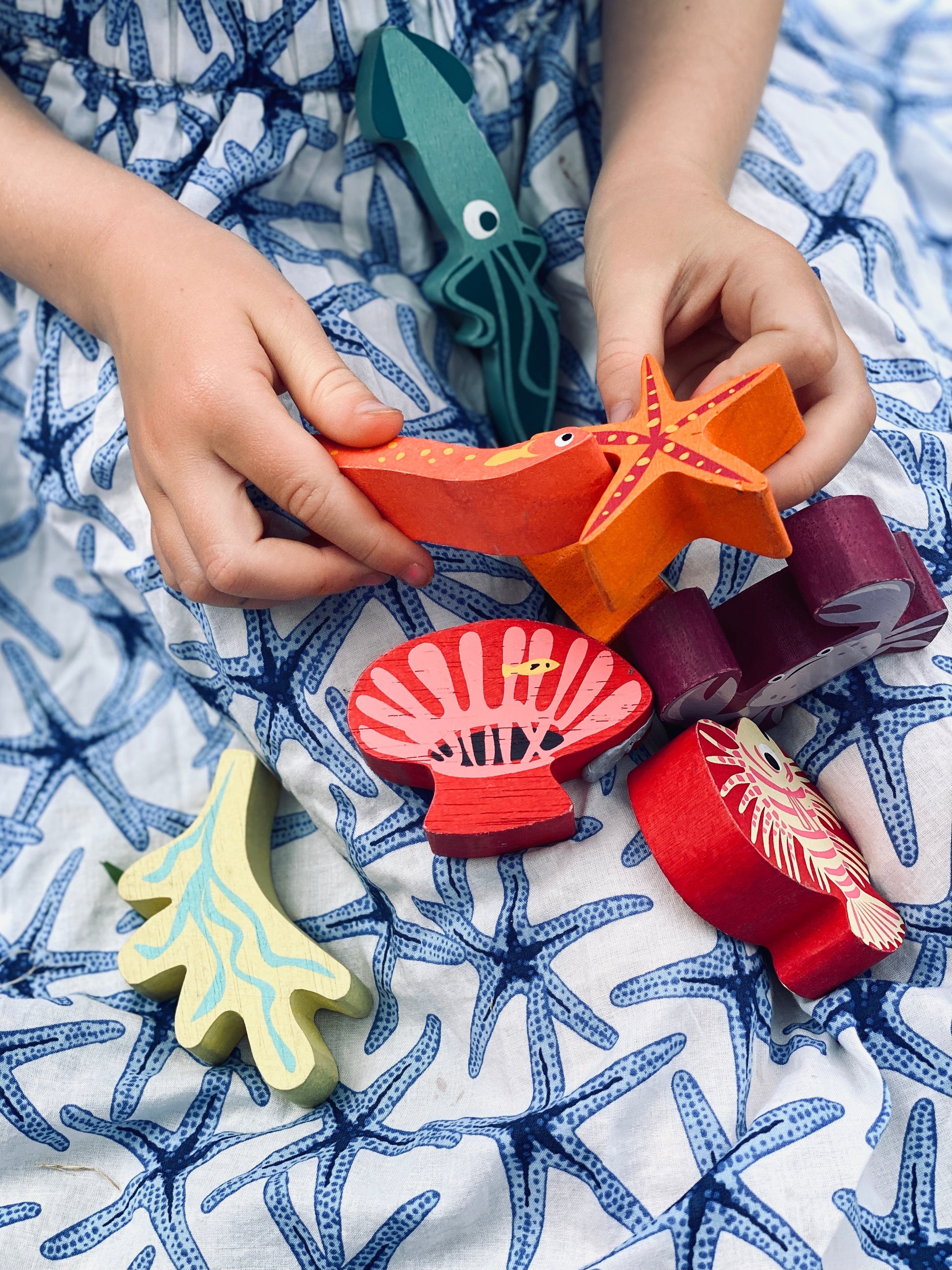 Sustainable Montessori toy: Stacking Coral Reef | KIDDYKIND