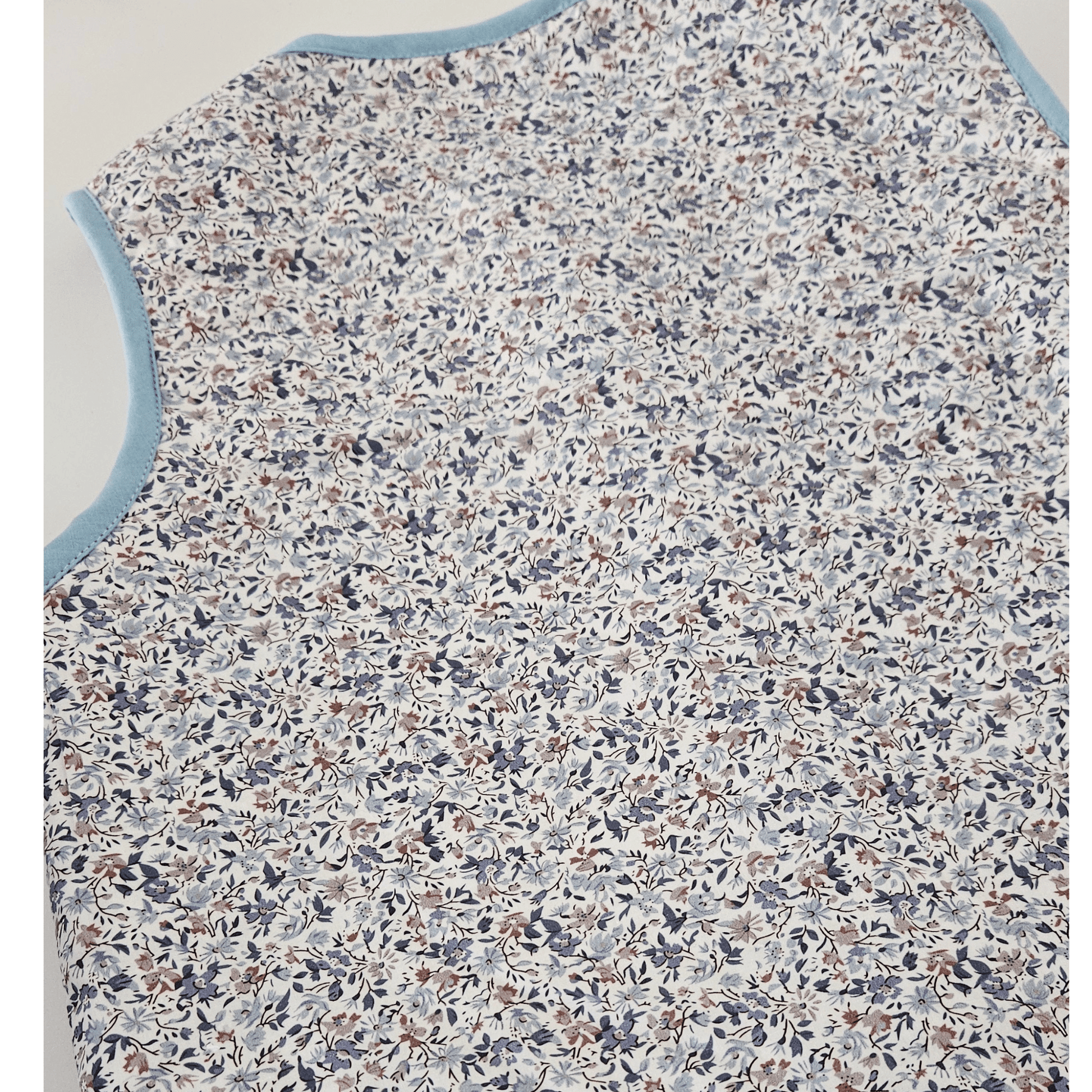 Kids Stylish - Poppy Leafy Vest design - Gilet Outerwear Clothing Sleeveless Vest Warm Vest Scandi Stylish - back Close up on vest - Little Scandi baby