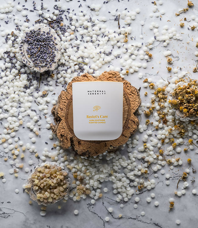 organic and natural aromatherapy candle safe for women who are pregnant and postpartum