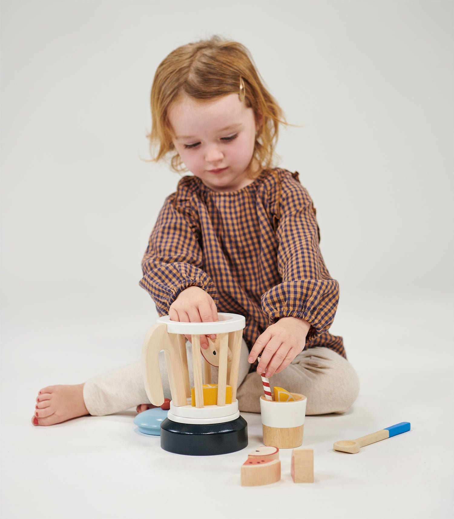 Smoothie Maker | natural wooden toy for toddlers UK