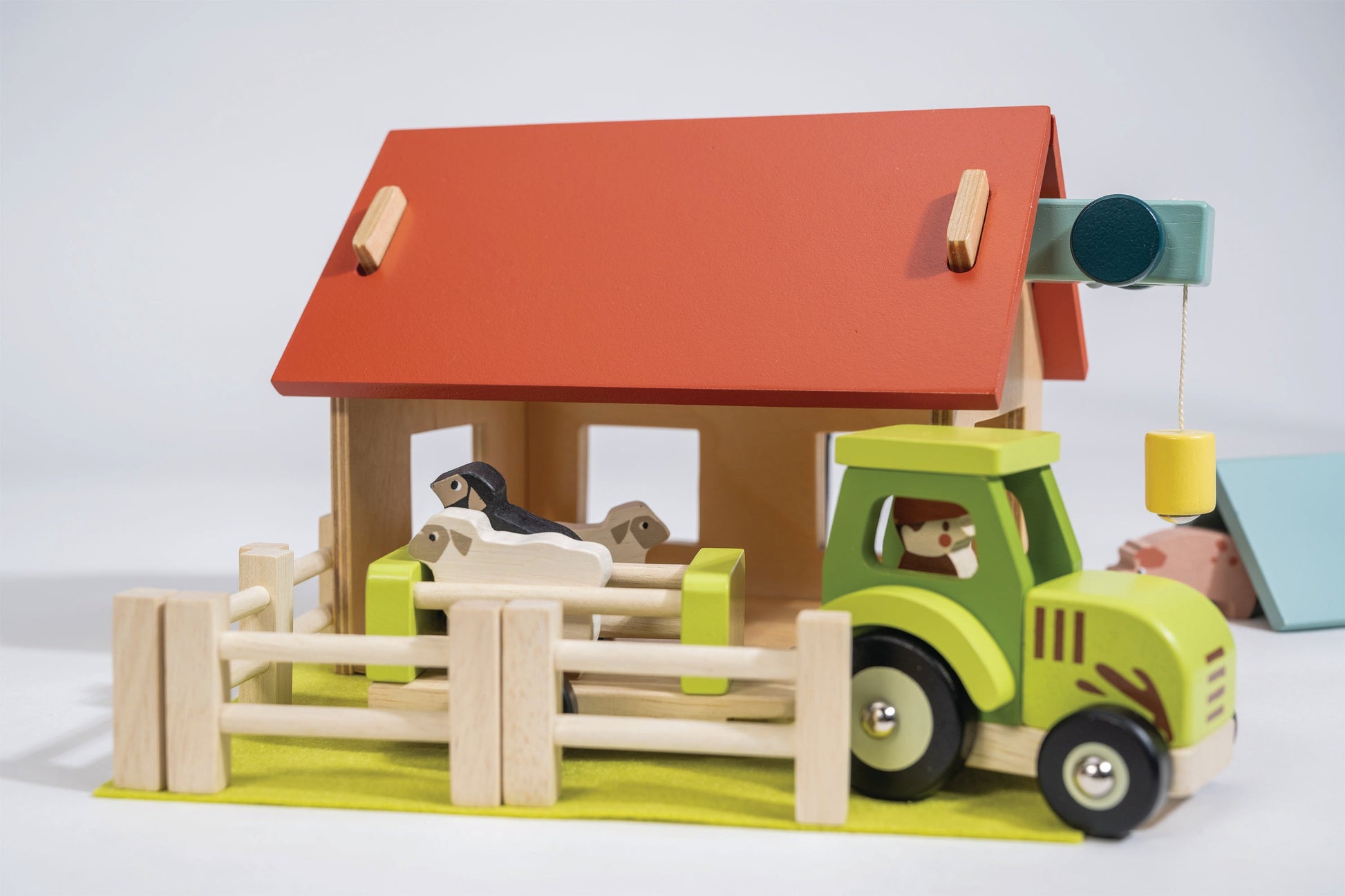 Tractor and Trailer by ThreadBeardesign, vetted by KIDDYKIND