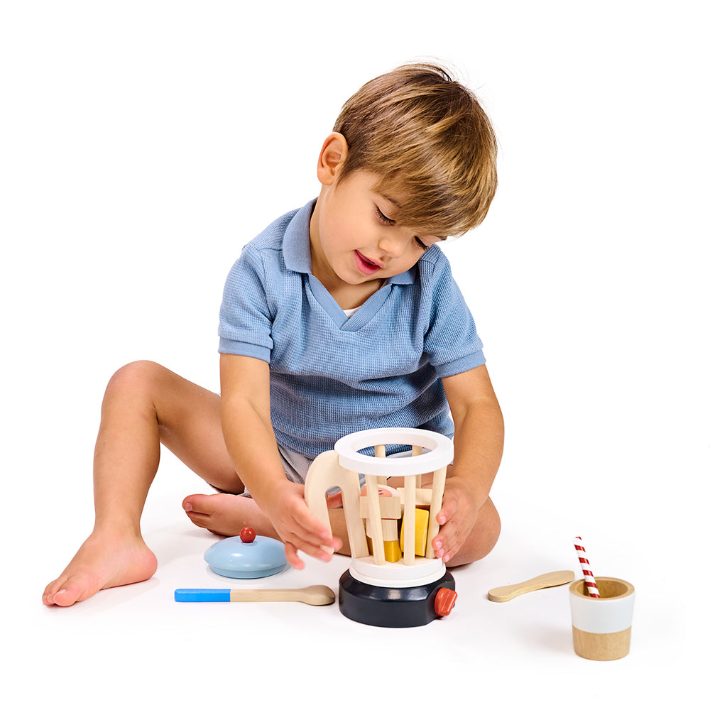 Smoothie Maker | natural wooden toy for toddlers UK