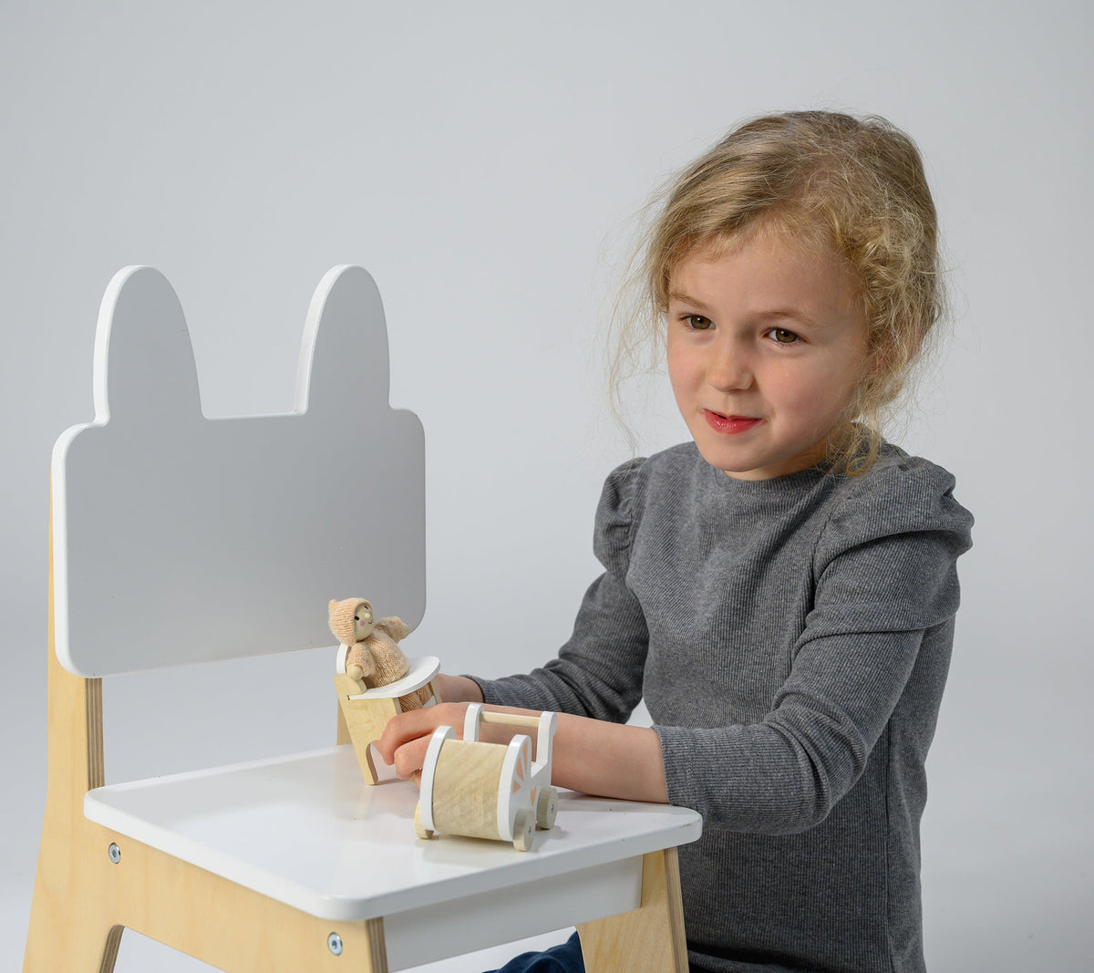 Kid's Rabbit Chair