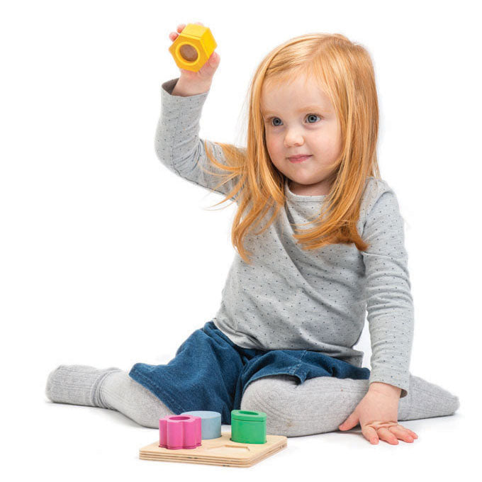 Visual Sensory Tray — Montessori wooden toy UK | KIDDYKIND