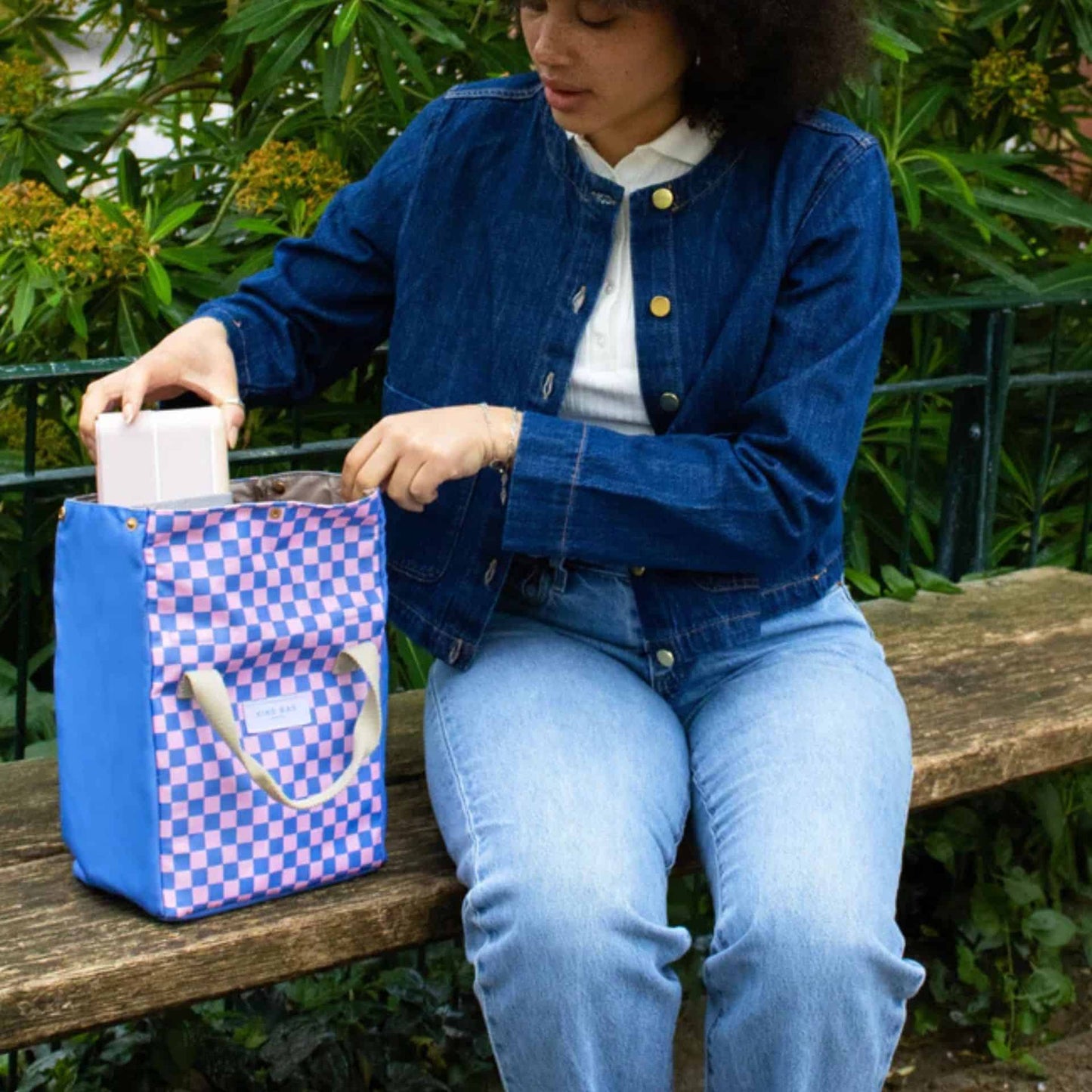 Sustainable kids bottle: Kind Bag Lunch Bag | Checkerboard | KIDDYKIND