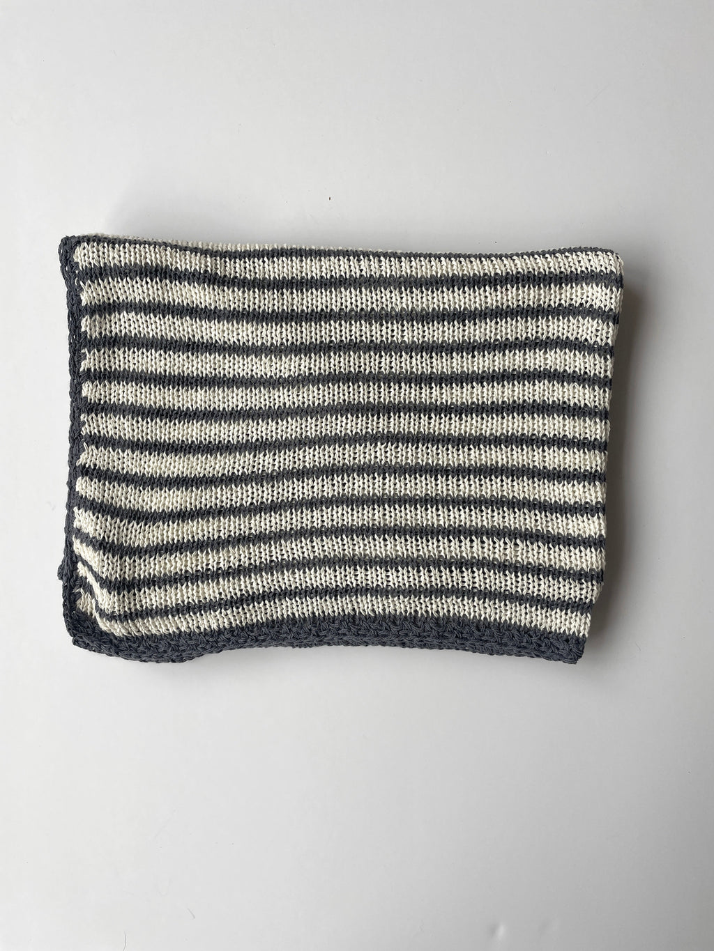 Striped organic cotton baby blanket