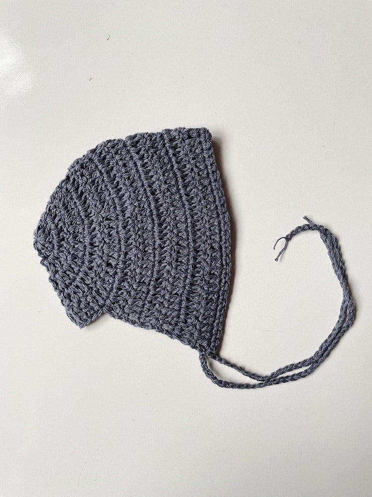 Organic cotton layette bud bonnet