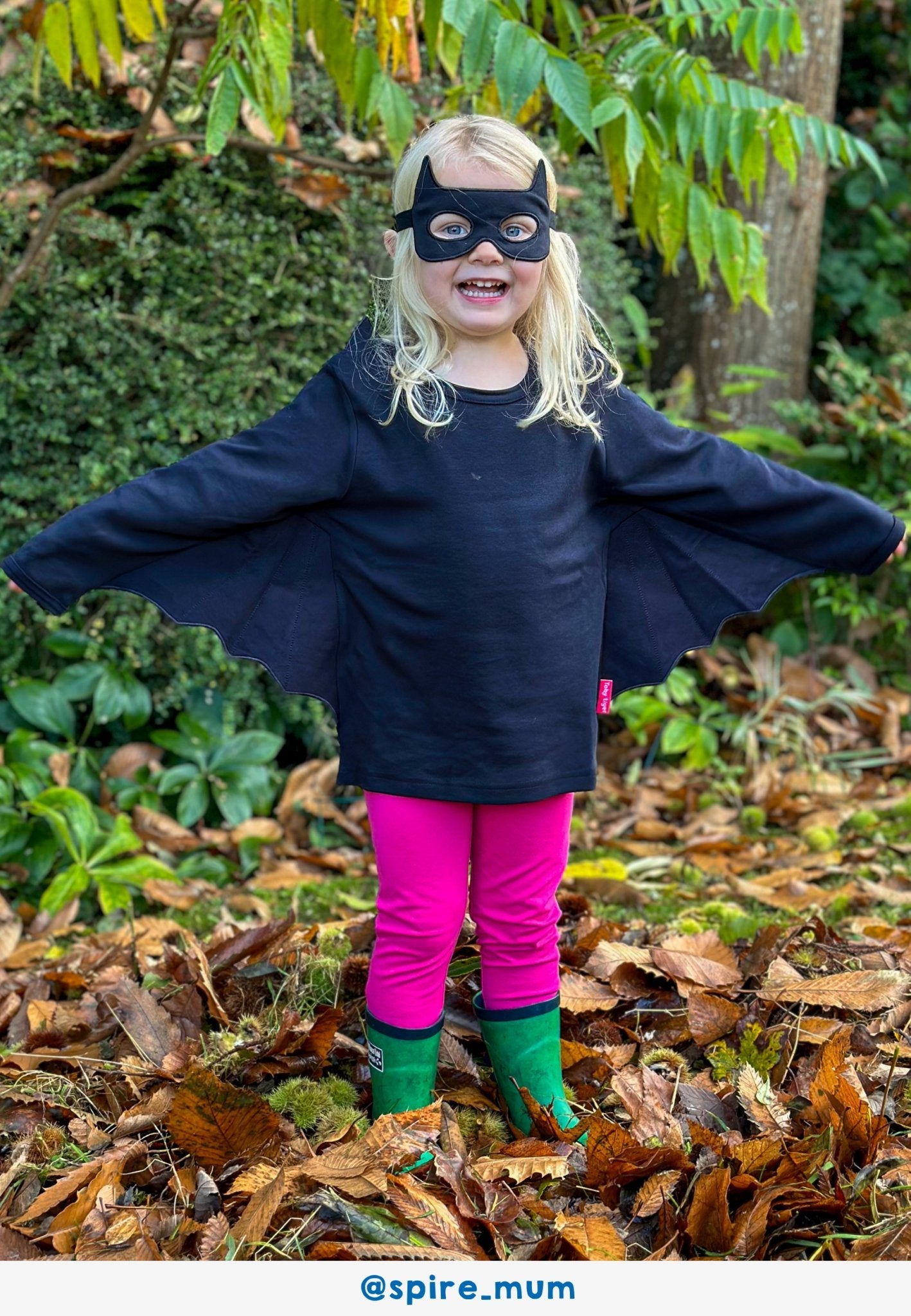 Organic Batwing T-Shirt & Mask Costume Set by Toby Tiger, GOTS-certified, vetted by KIDDYKIND