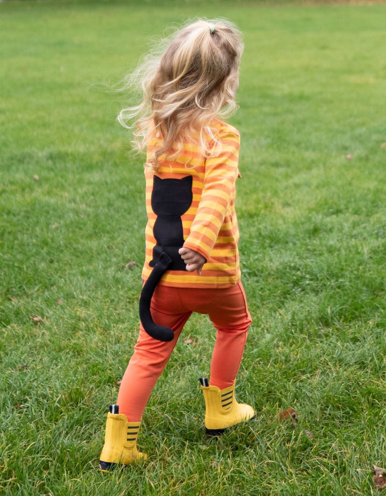 Organic Black Cat Applique T-Shirt - Toby Tiger UK Retail