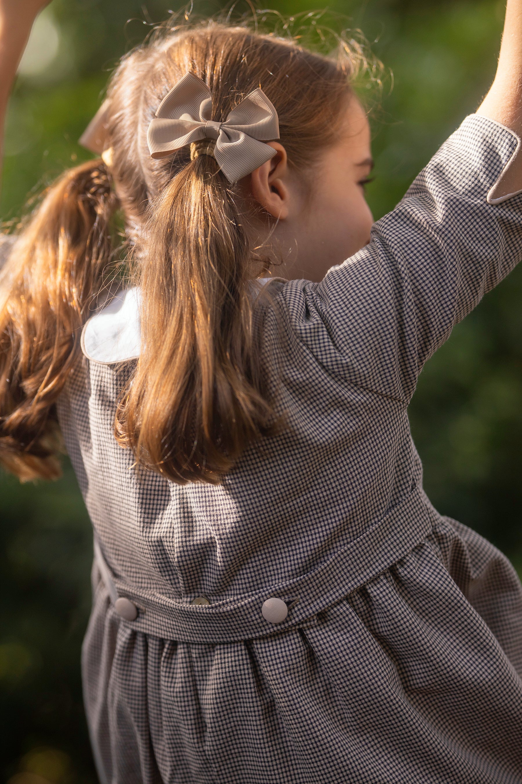 Medium Bow Hair Tie - Beige