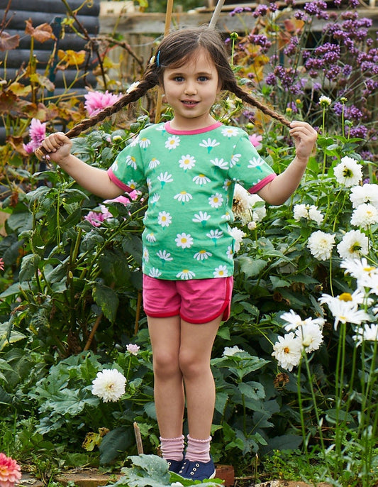 Organic Daisy Print Short-Sleeved T-Shirt by Toby Tiger, GOTS-certified, vetted by KIDDYKIND
