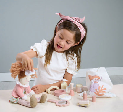 Tender Leaf Spa Retreat Set — Montessori wooden toy UK | KIDDYKIND