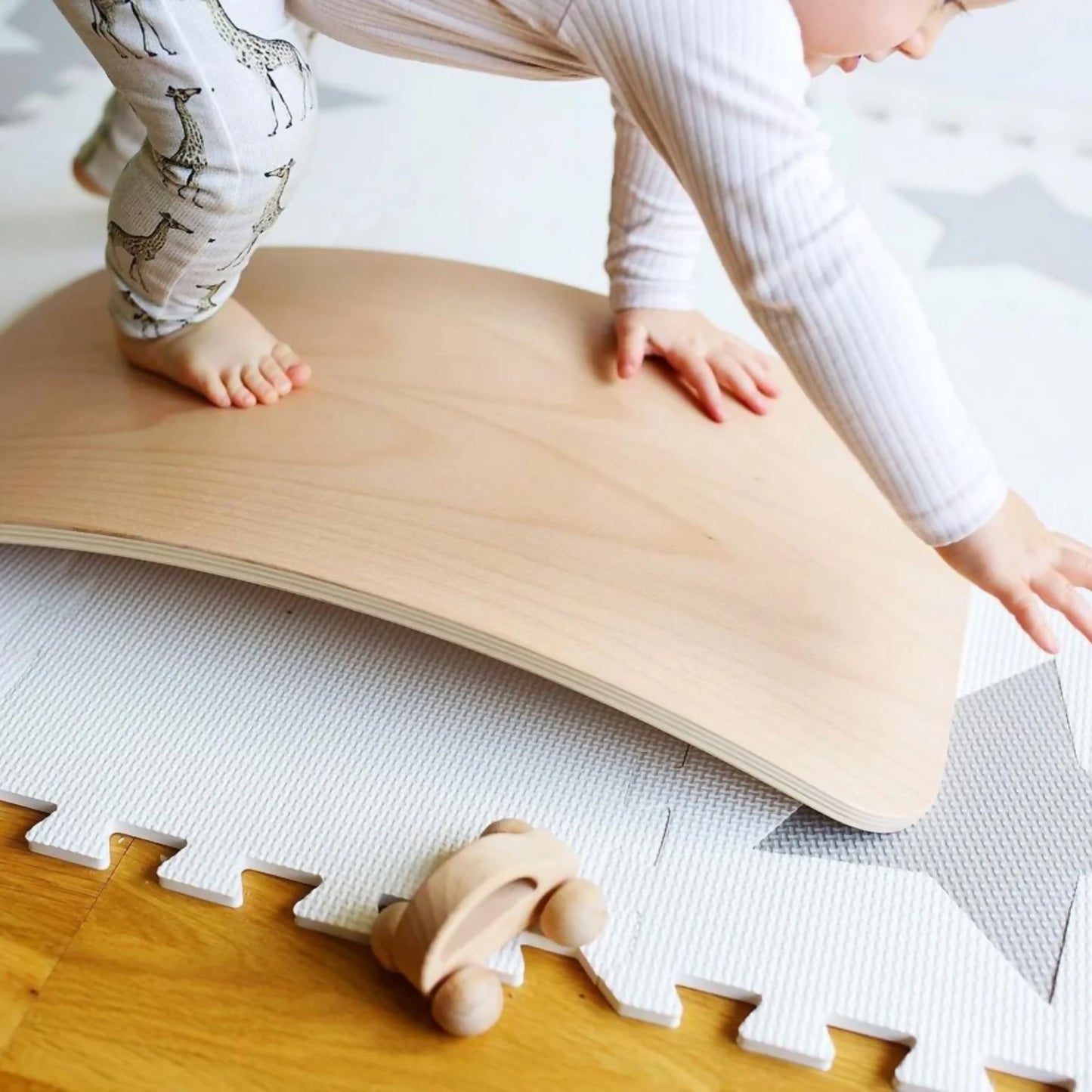 Wooden Balance Board - Little Arc