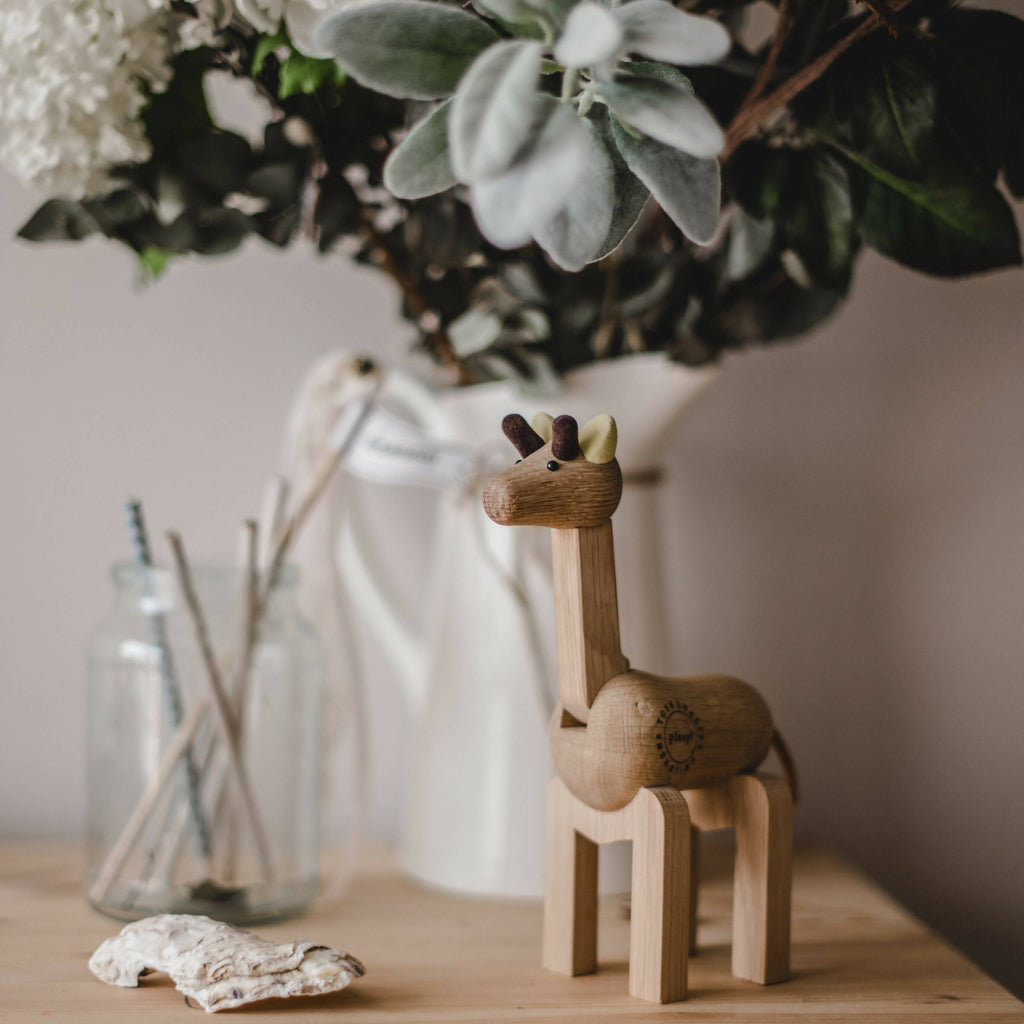 Solid Oak Giraffe