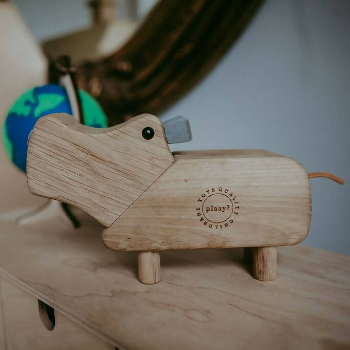 Solid Oak Hippo