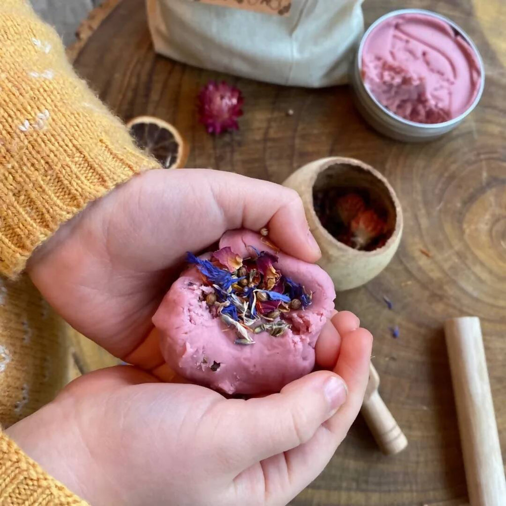 Biodegradable Natural Dough Confetti - Botanical Flora Kit