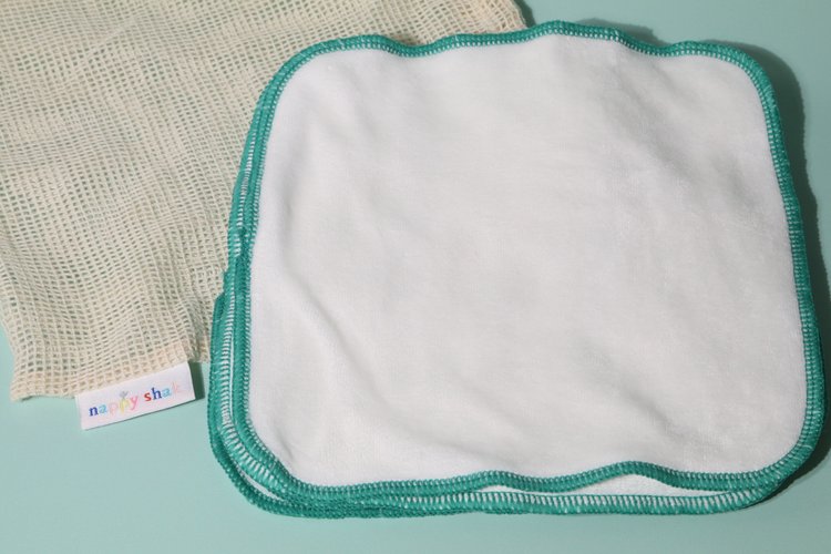 Reusable Bamboo Wipes - 5 x Wipes & Wash Bag